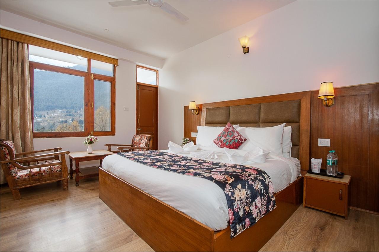 Snow Bird Manali